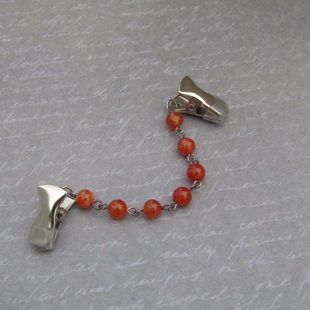 Lovely Stone Collar Clip 1950s Fashion Sweater Clips for Vintage Look
